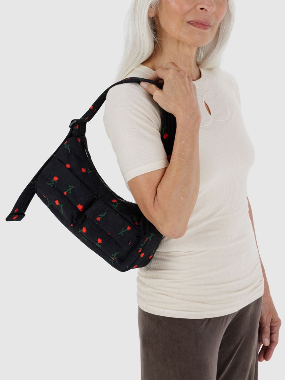 Baggu Cargo Shoulder bag in painted wildflower. Like New - Picture 3 of 7